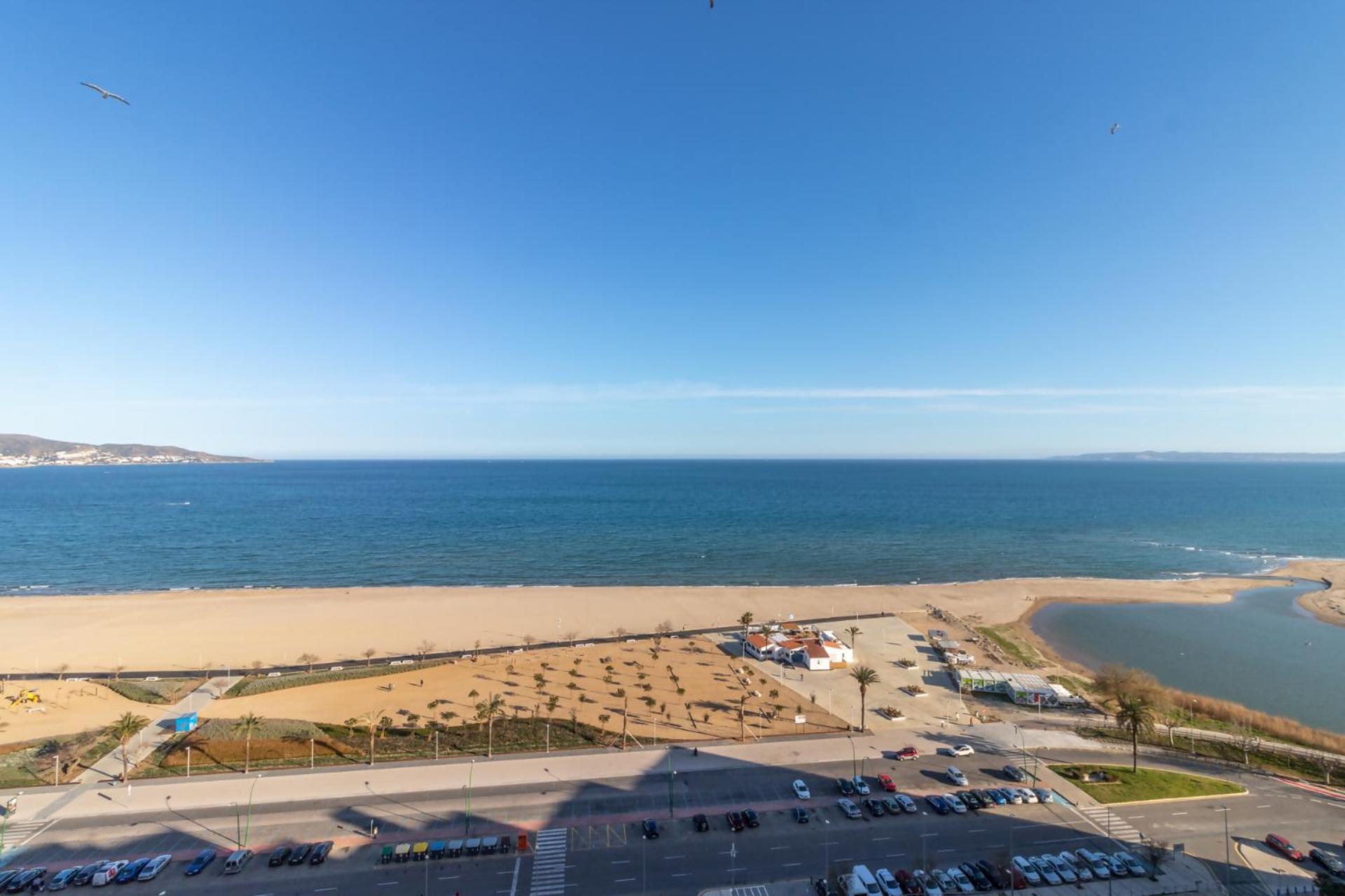 1810 Estudio Con Vistas Al Mar 艾姆布里亚布拉瓦 外观 照片